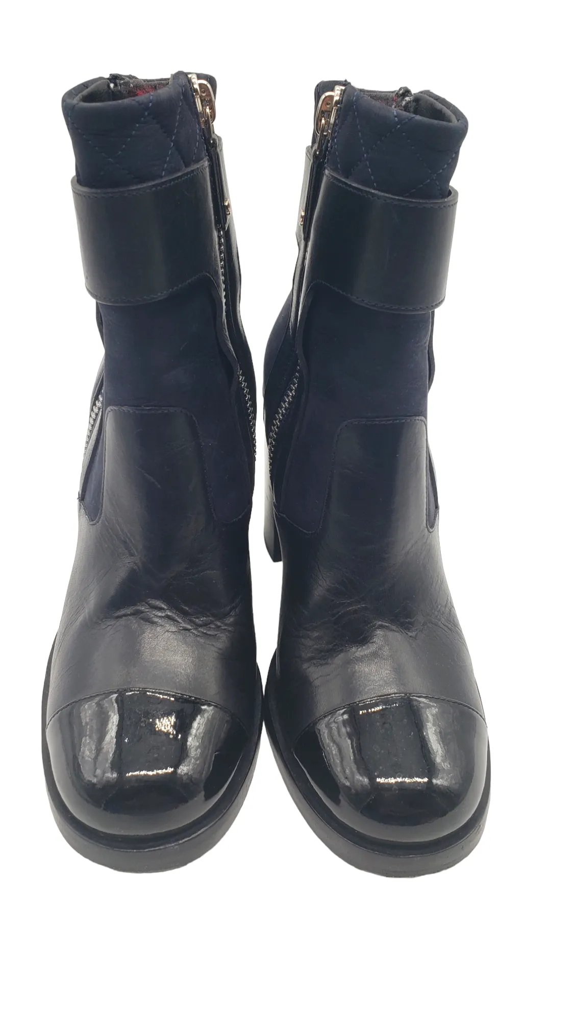 Chanel Black Navy Leather Suede Quilted Size 38 Ankle Boots