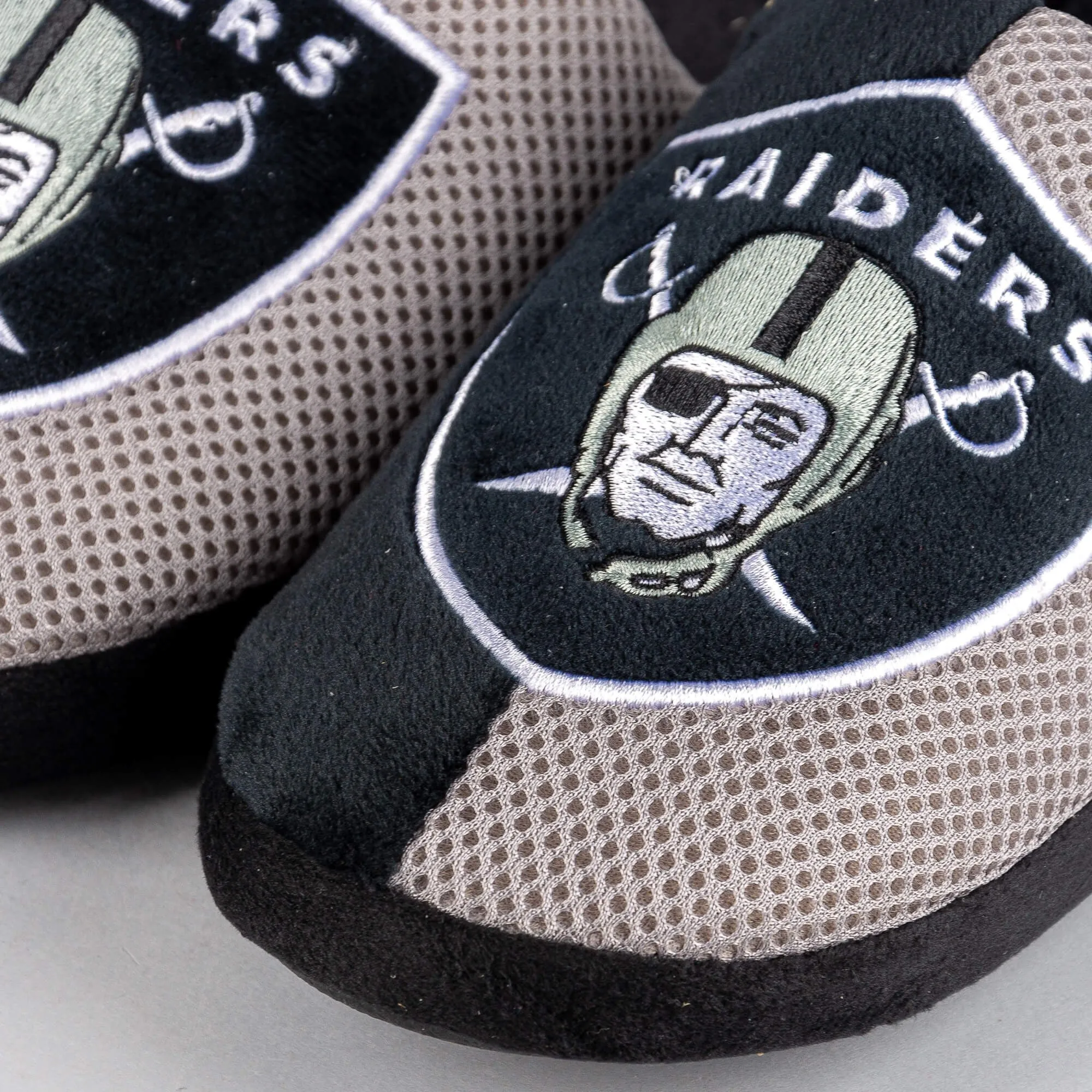 FOCO Las Vegas Raiders - NFL - Mens Team Stripe Slipper - Black/Grey