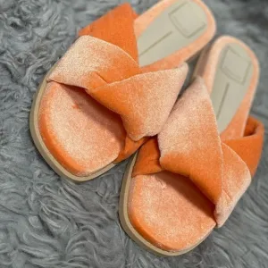 NWT Dolce Vita Golda knotted velvet slipper size 7