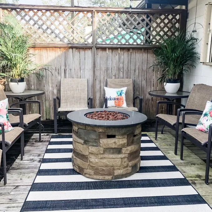Ohlone Striped Flatweave Onyx/Ivory Indoor / Outdoor Area Rug 5Ft 3 Inch X 7 Ft 6 Inch! Retails $170 